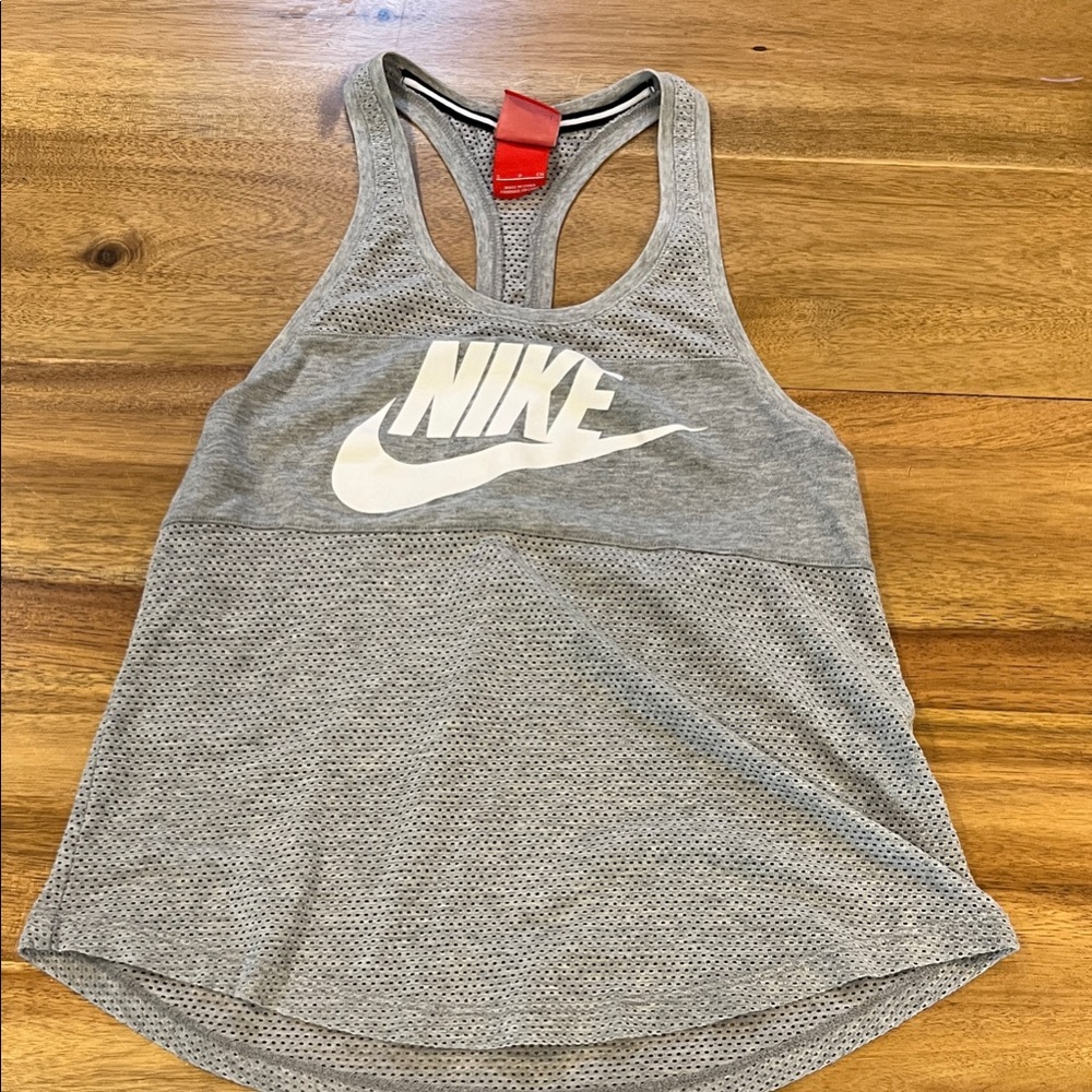 Women’s Nike Sportswear Essential Racerback Tank Top Mesh Size S Swoosh Gorpcore
